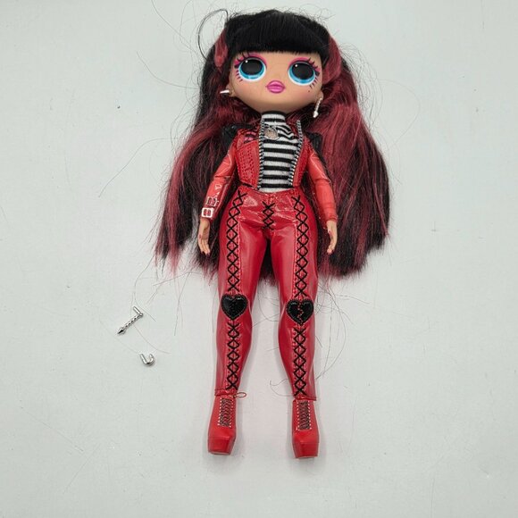 L.O.L. Surprise OMG Spicy Babe Fashion Doll With Accessories - Picture 5 of 7